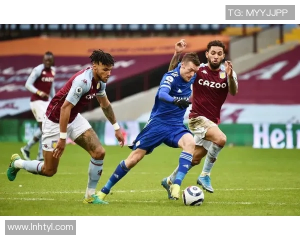 足球盛宴来袭各大联赛精彩对决引发球迷热潮与期待 足球盛宴来袭各大联赛精彩对决引发球迷热潮与期待