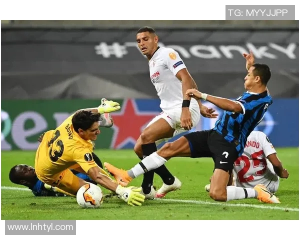 圣保罗主场迎战巴伊亚争夺胜利双方实力对比与战术分析 圣保罗主场迎战巴伊亚争夺胜利双方实力对比与战术分析